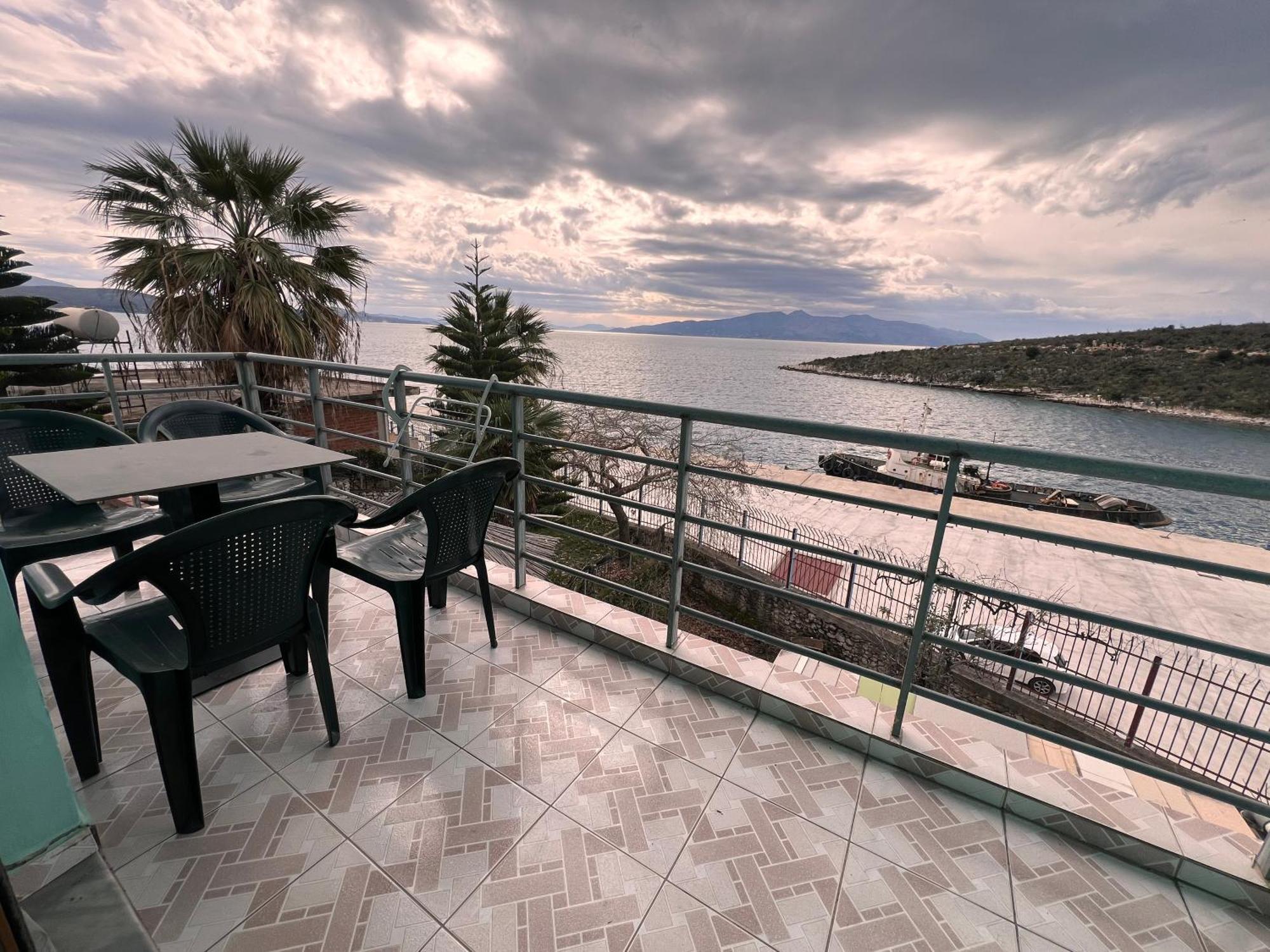Majki Beach Apartments Sarande Luaran gambar